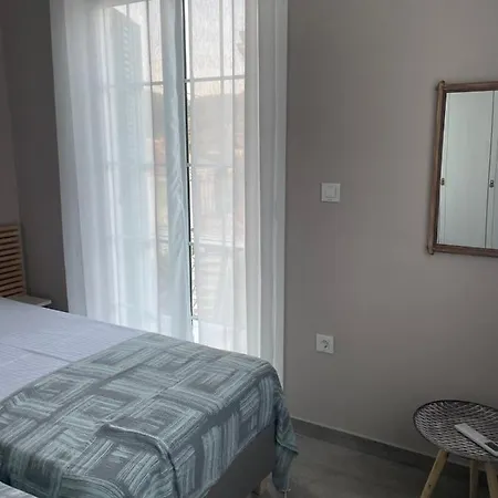 Сasa de vacaciones Nios Luxury House & *