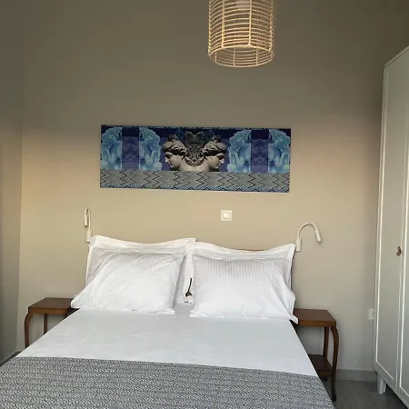 Сasa de vacaciones Nios Luxury House &