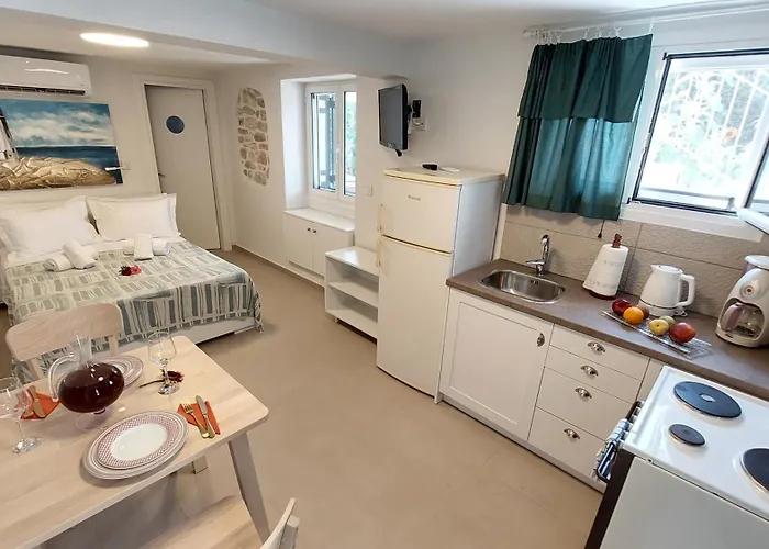 Dom wakacyjny Nios Luxury House & *