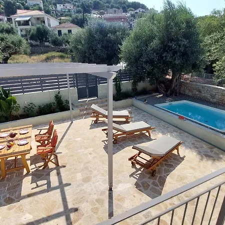 Nios Luxury House &