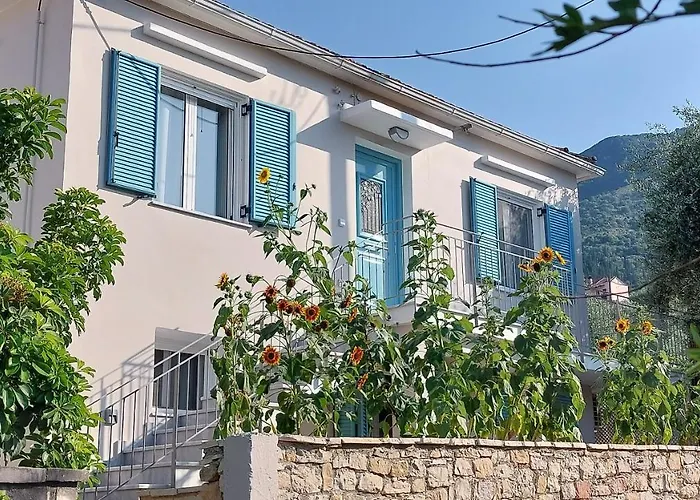 Nios Luxury House & Semesterbostad Vathy (Ithaca)